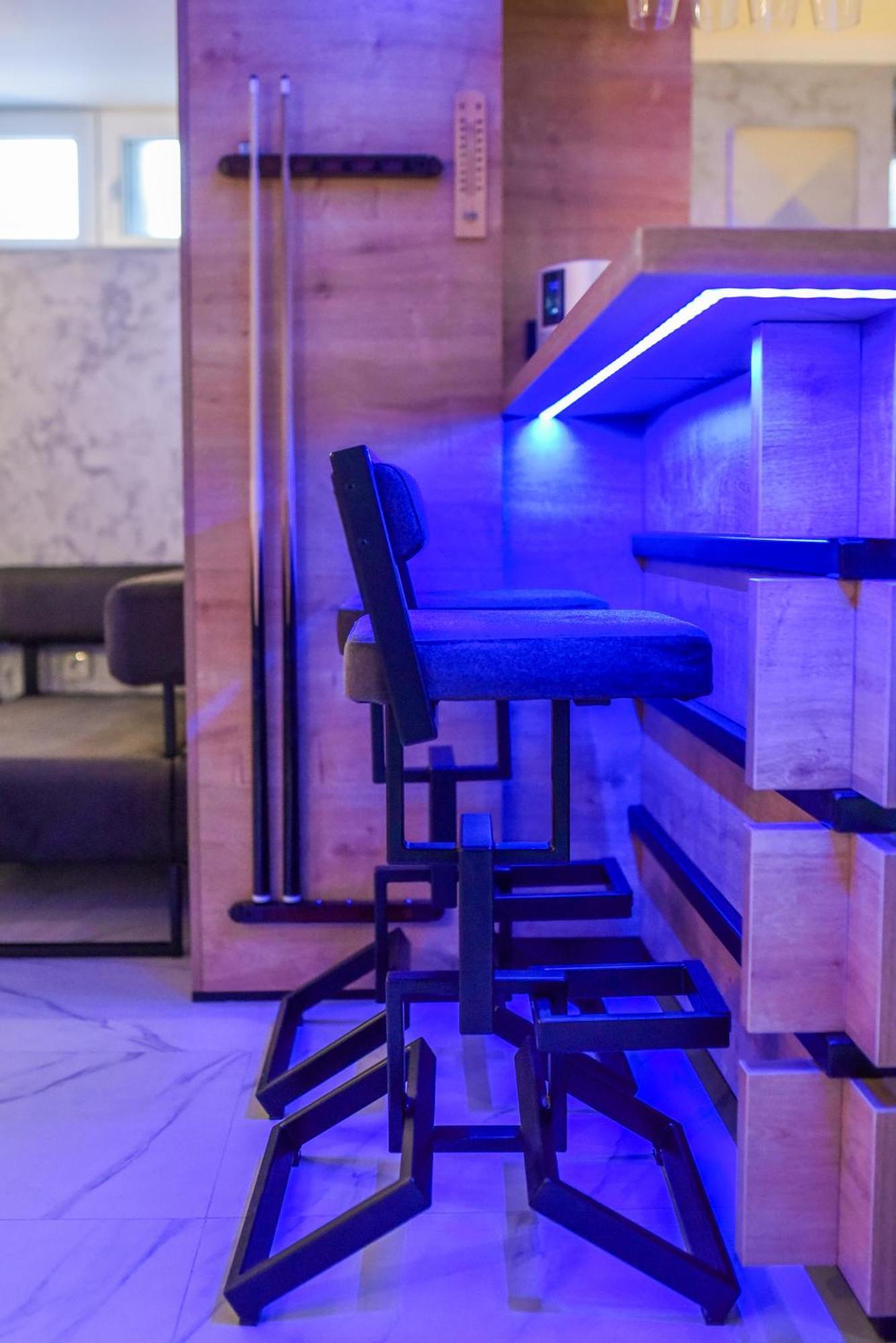 La Luna Premium Deluxe Apartment With Free Jacuzzi, Bikes & Covered Parking Nasice Zewnętrze zdjęcie
