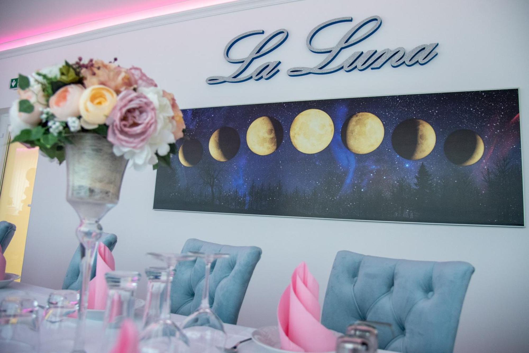 La Luna Premium Deluxe Apartment With Free Jacuzzi, Bikes & Covered Parking Nasice Zewnętrze zdjęcie